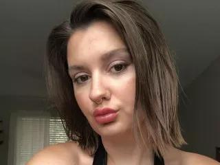 SELINA_BABY on Streamate 