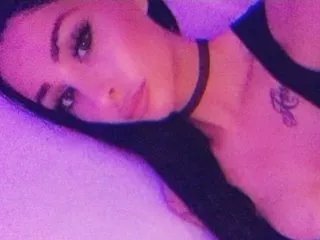 Offline shanalove on Streamate