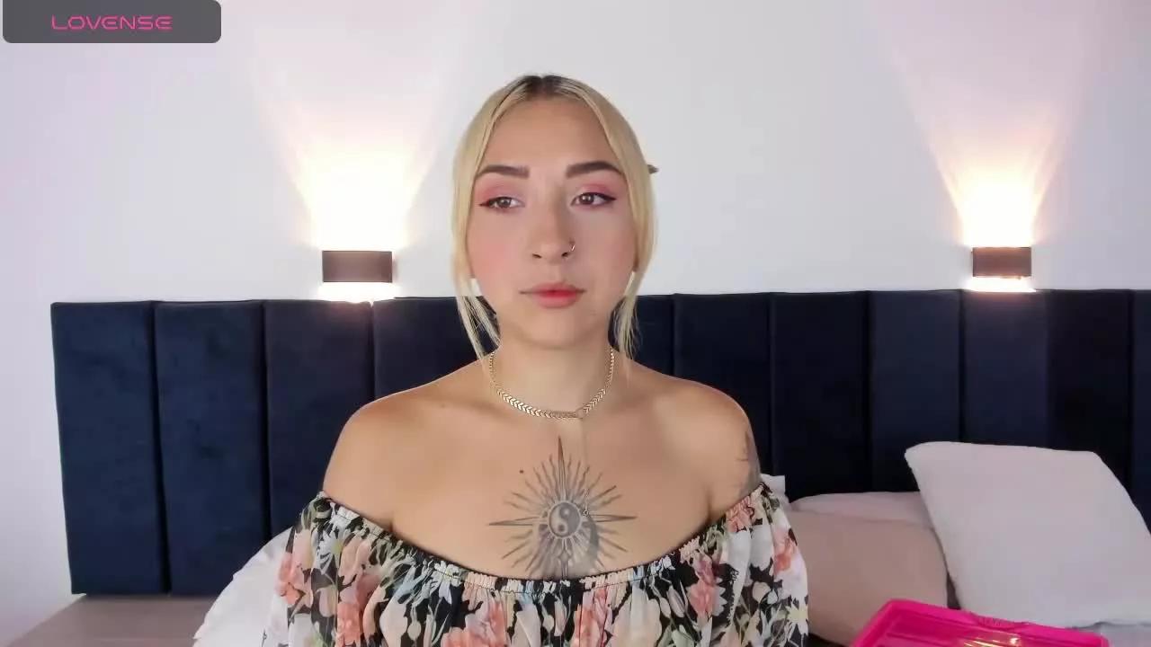 AlahiaStone on Streamray 