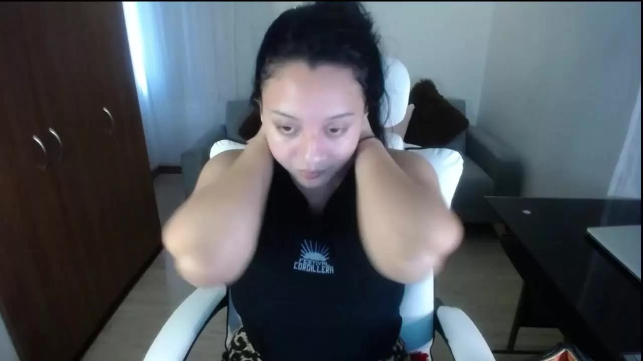Amaranta_Rouly on Streamray 