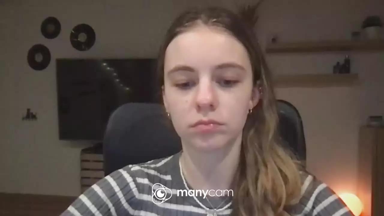 AriaFlirt on Streamray 