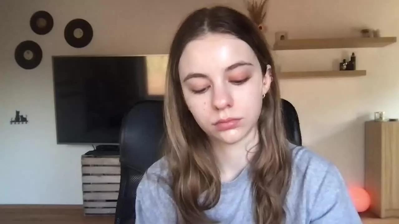 AriaFlirt on Streamray 