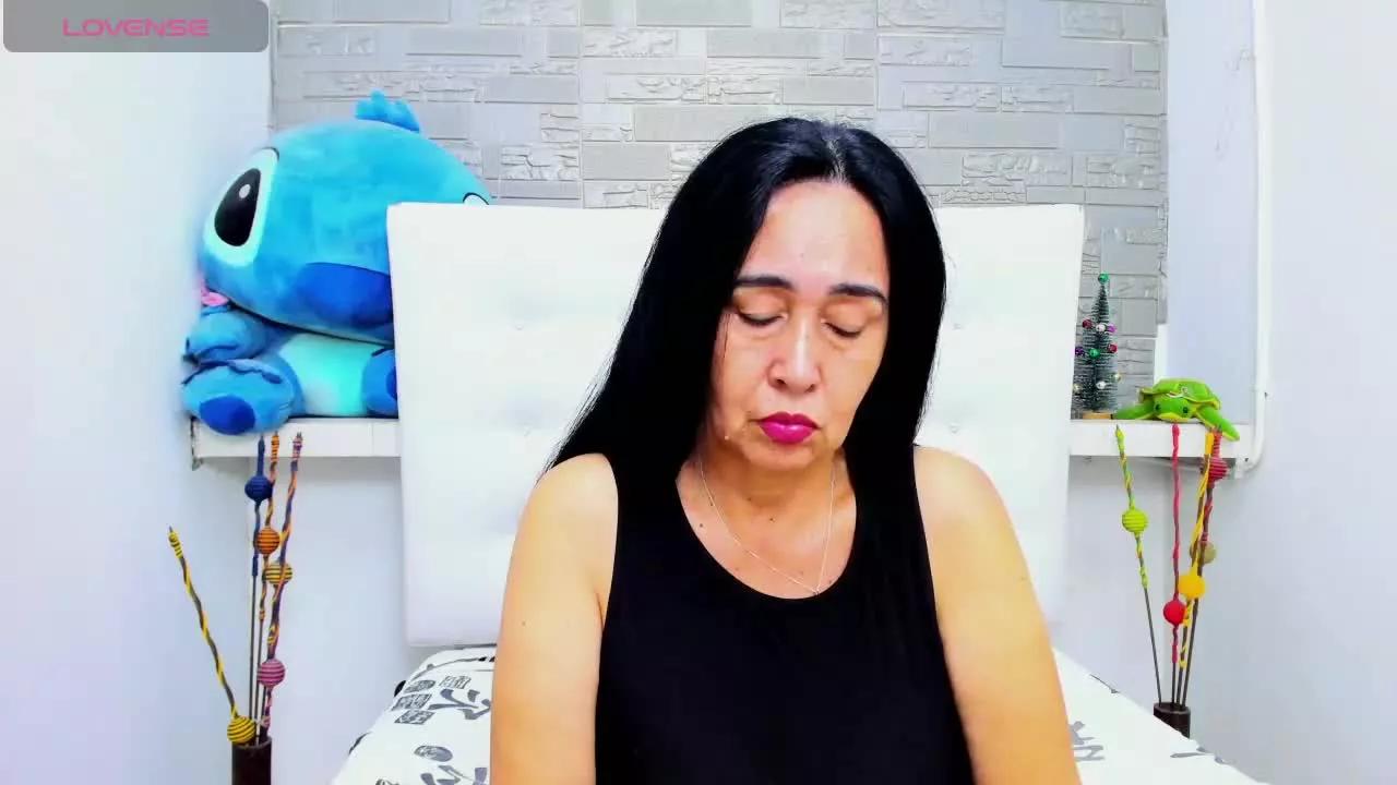 AshleyCutee4 on Streamray 