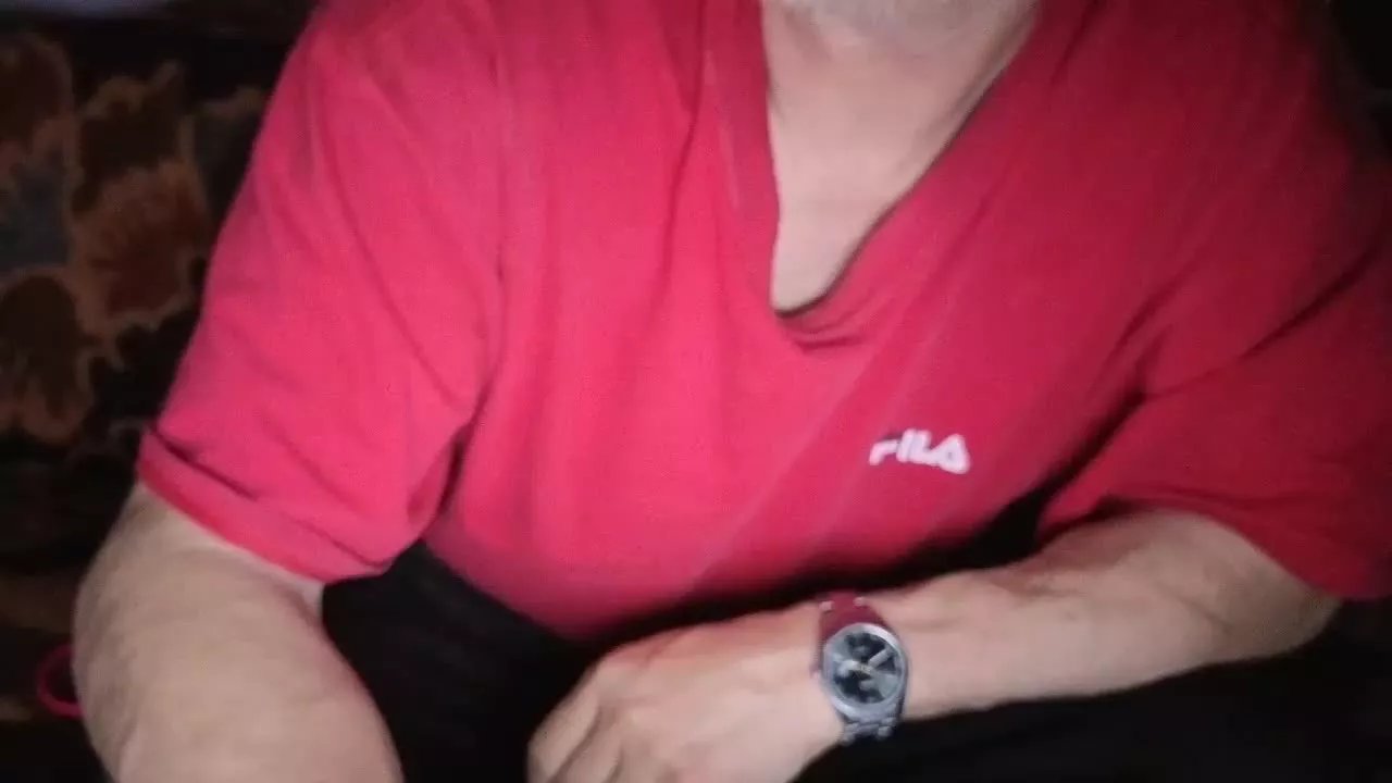 Offline cumloverboyxxx69 on Streamray