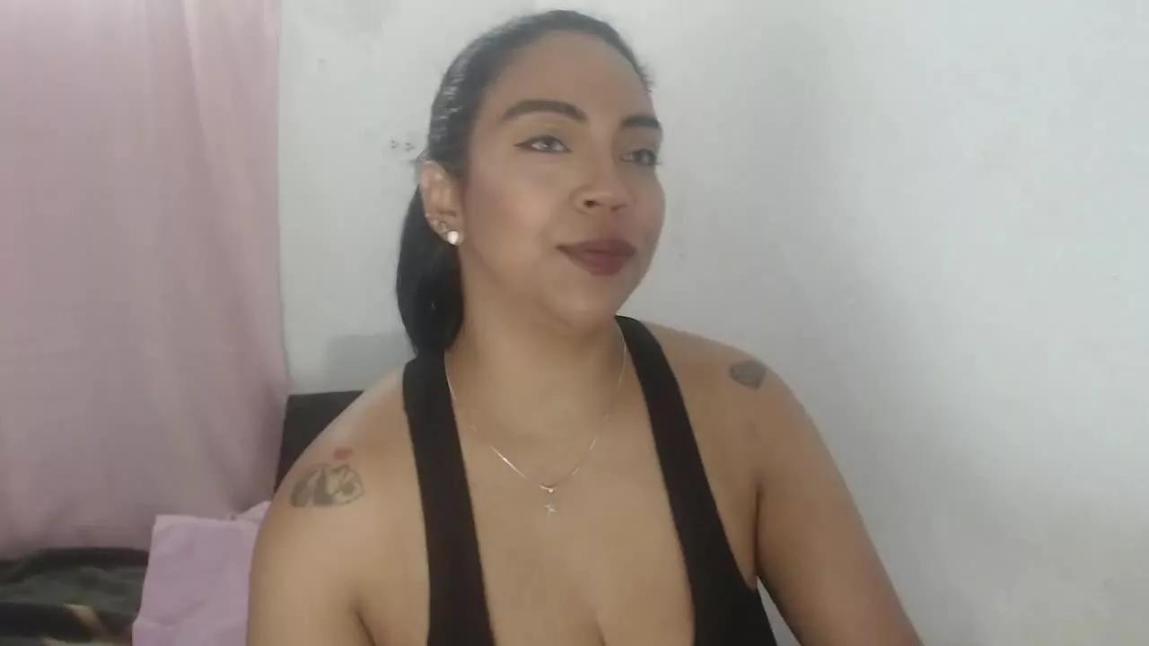 dalma_hayek on Streamray 