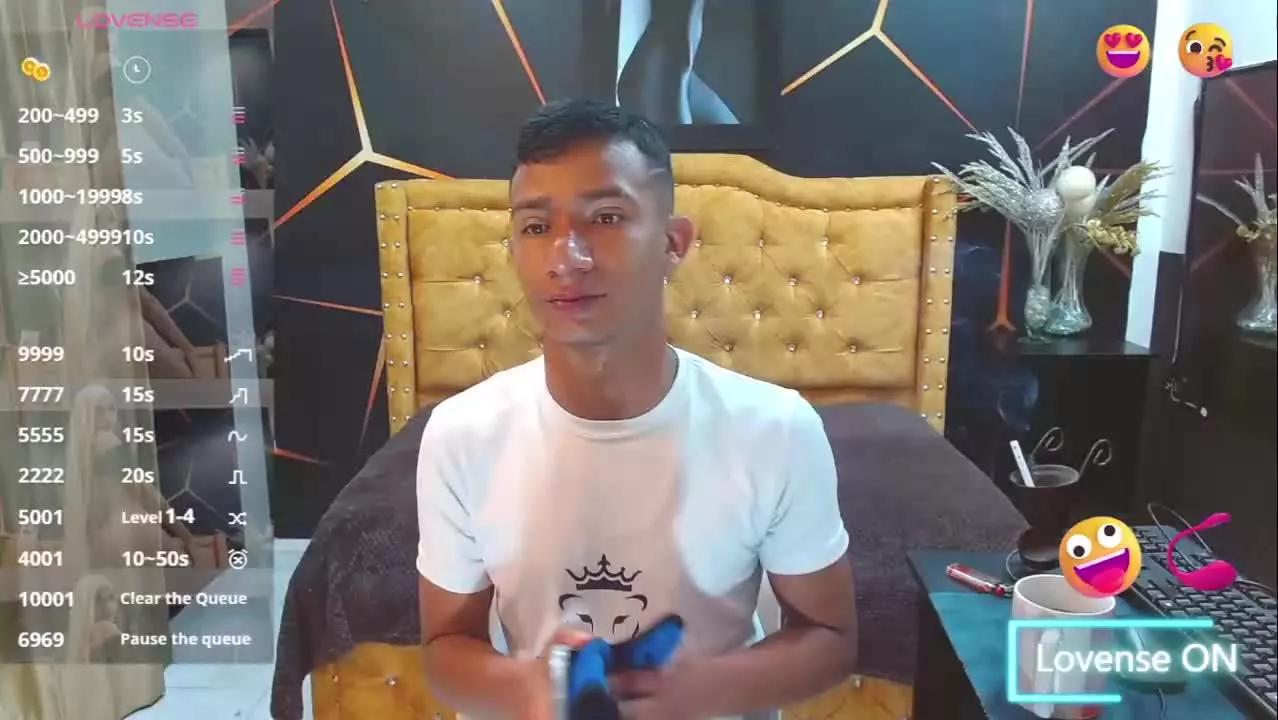 daniel_xxx_21 on Streamray 