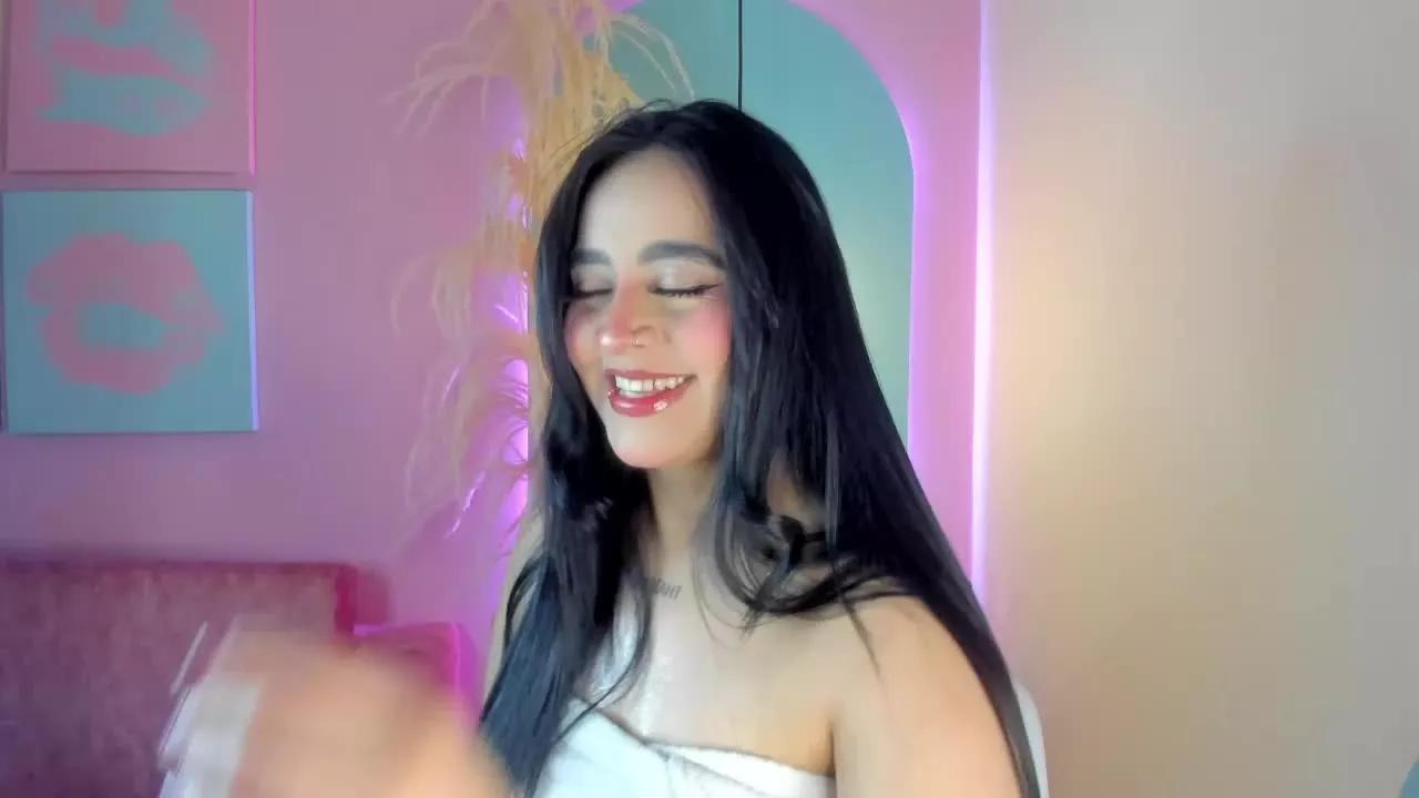 EmilyLoove on Streamray 