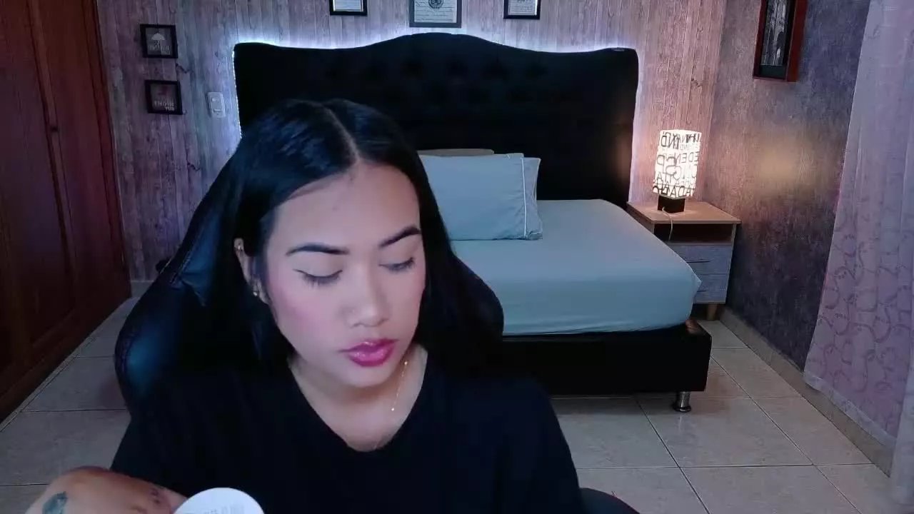 Offline GiorginaFerrara on Streamray