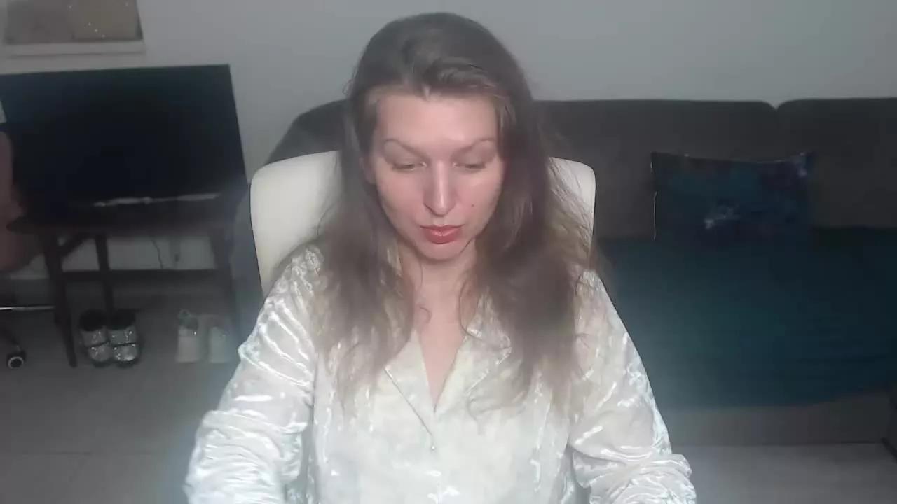 GlamyWife on Streamray 