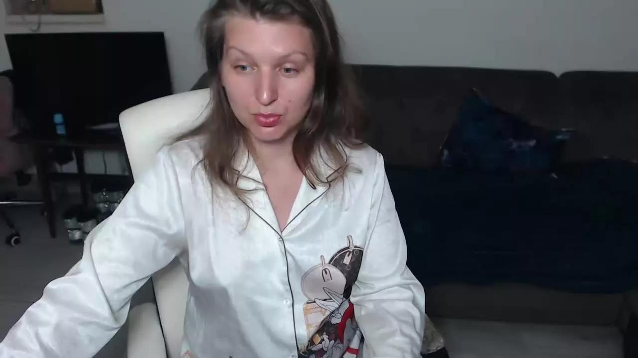 GlamyWife on Streamray 