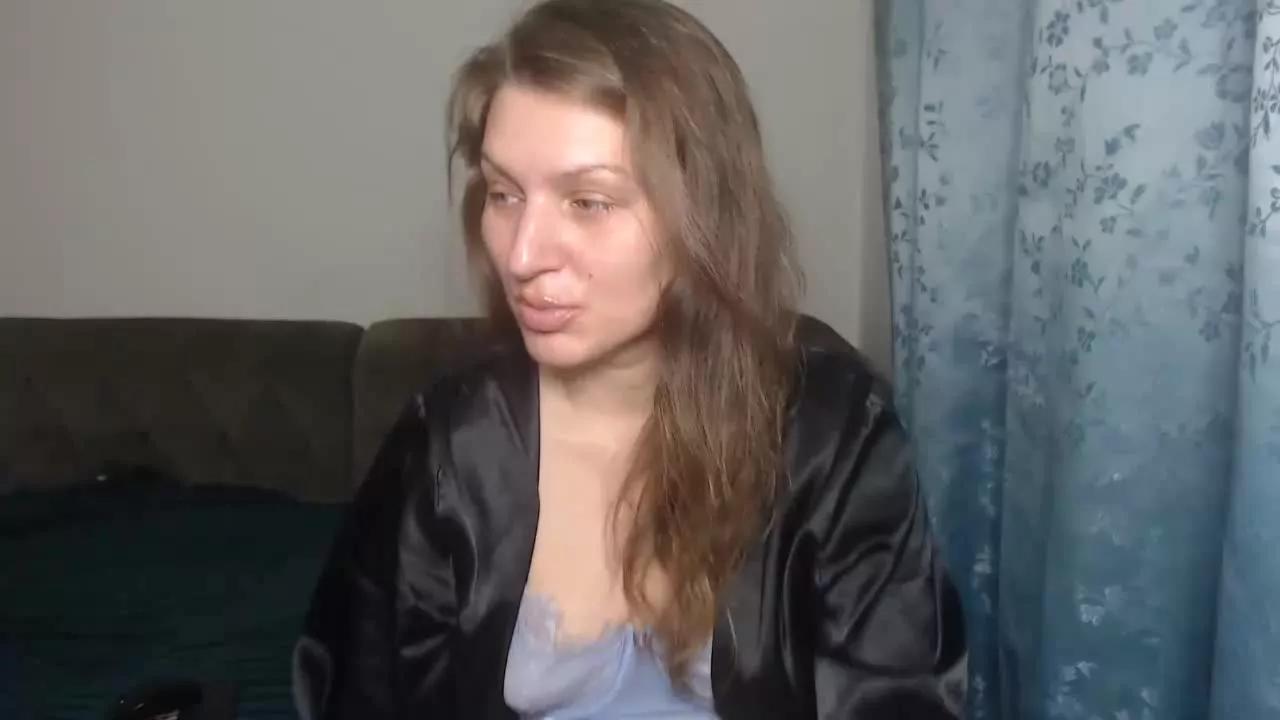 GlamyWife on Streamray 