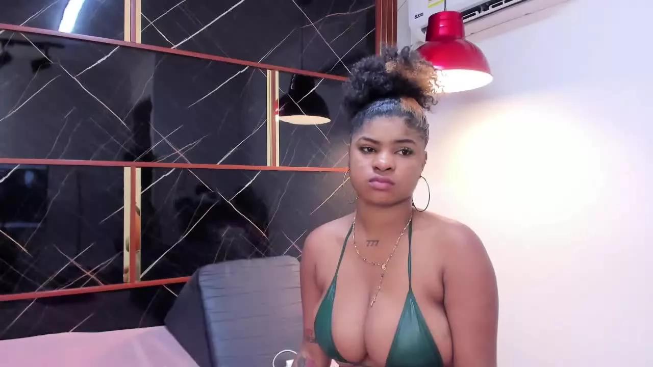 HannyThompso on Streamray 