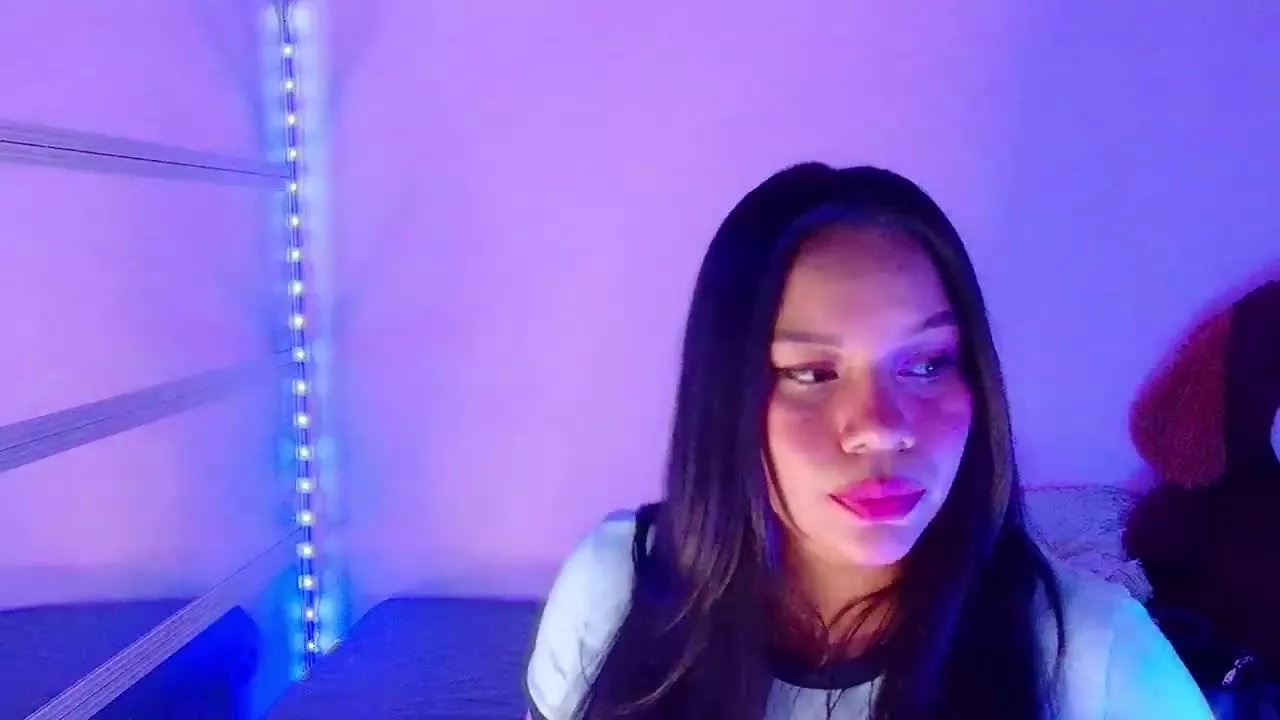 Offline LanaDeLove on Streamray