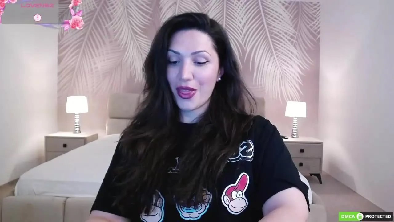 Offline LaraK on Streamray