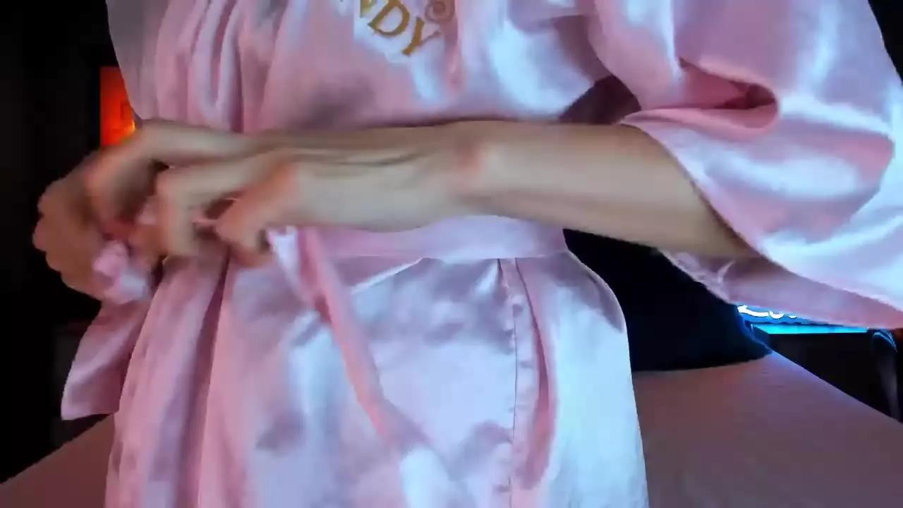 LaurenHazel on Streamray 