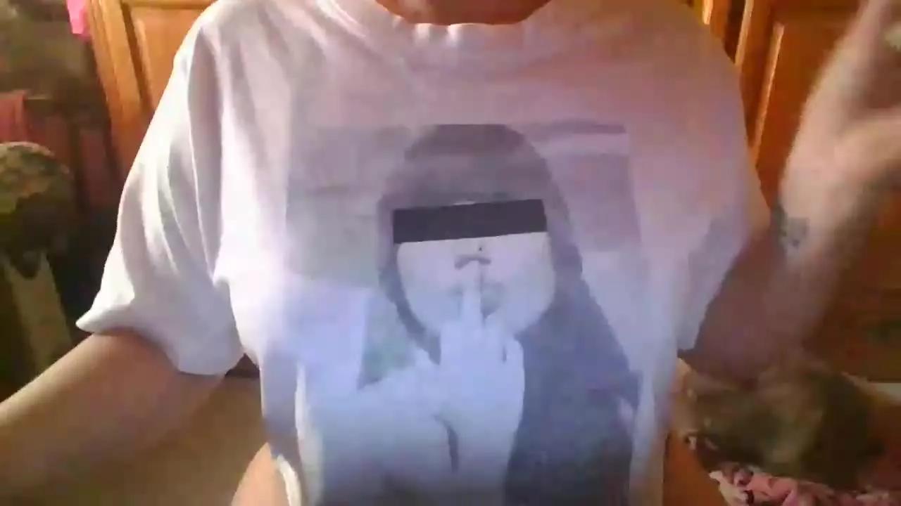 littlesara21 on Streamray 