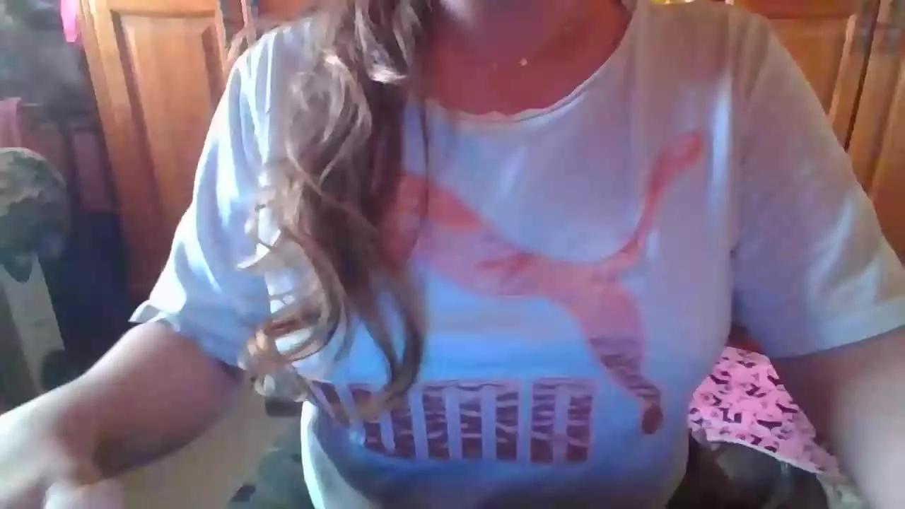 littlesara21 on Streamray 