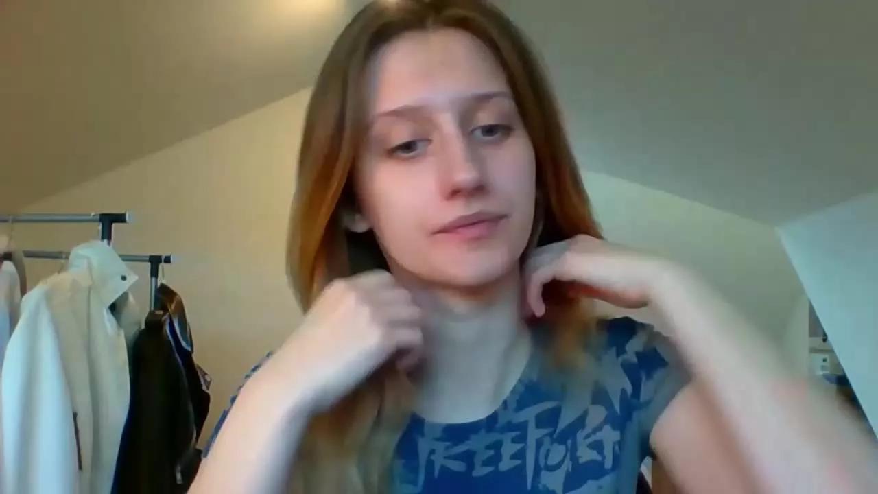 LunaCharm on Streamray 
