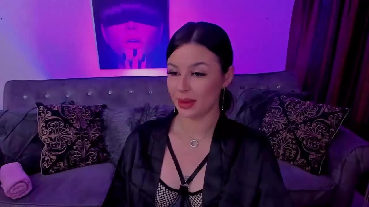 MadissonHotTS on Streamray 