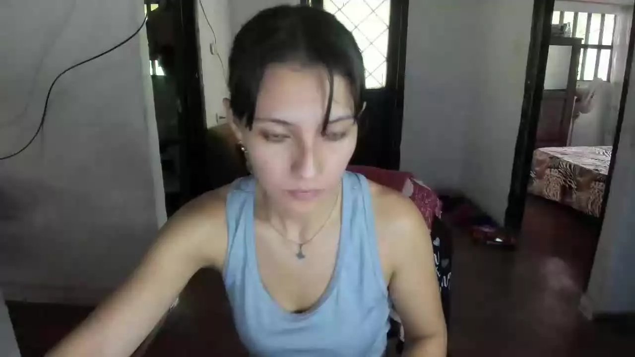 Offline MarianaRabit on Streamray