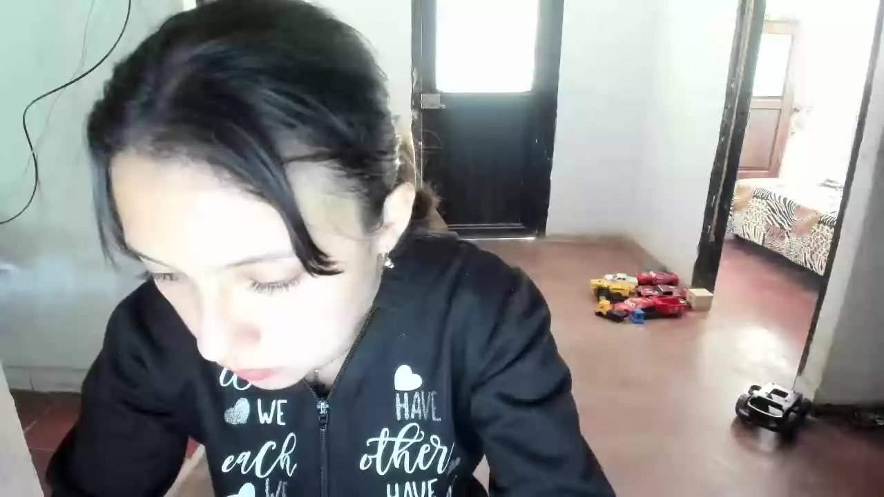 Offline MarianaRabit on Streamray