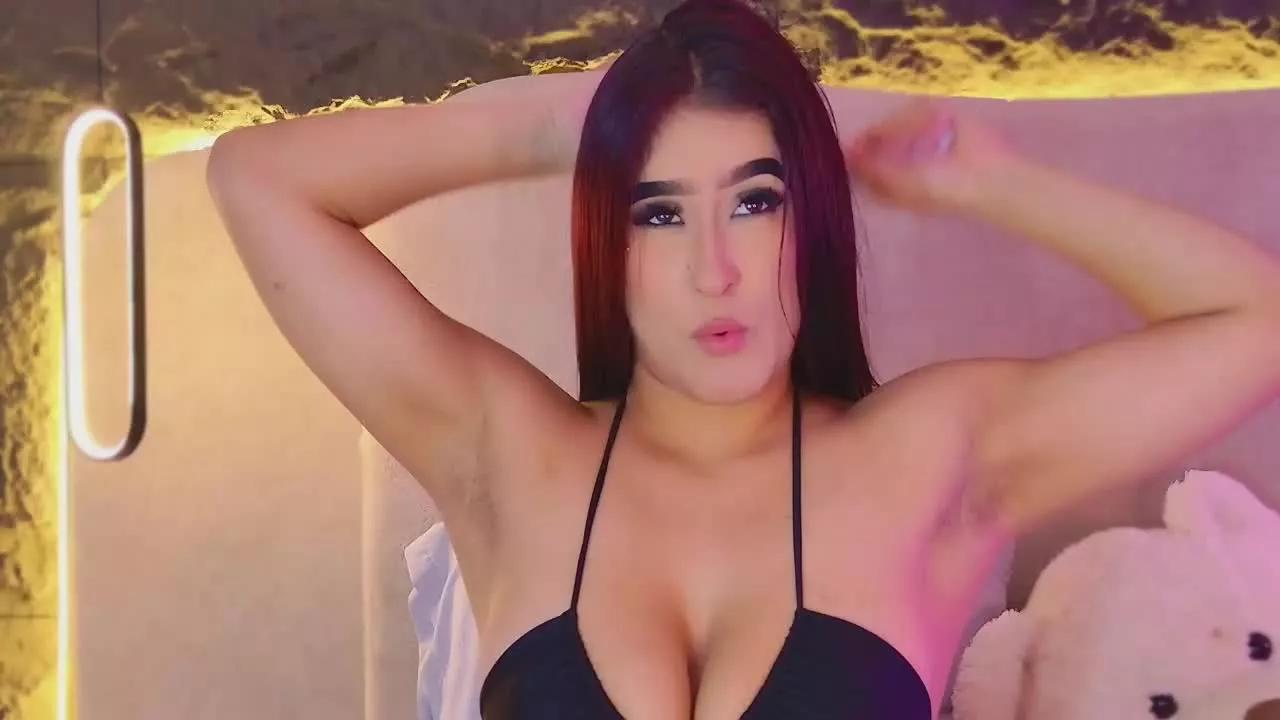 MiiaDavis on Streamray 