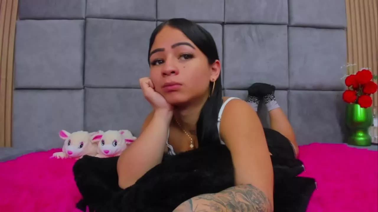 NahomiSanchezTS on Streamray 