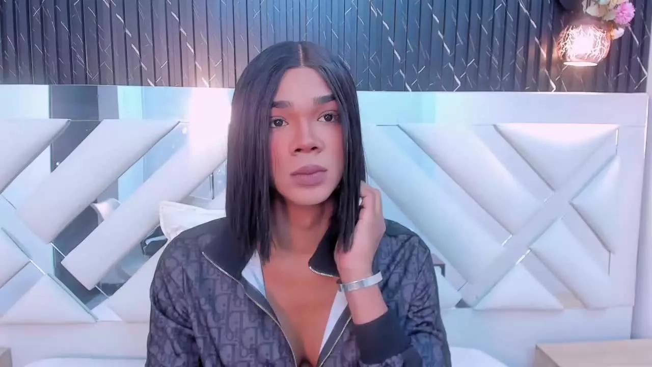 Naomi_Steward on Streamray 