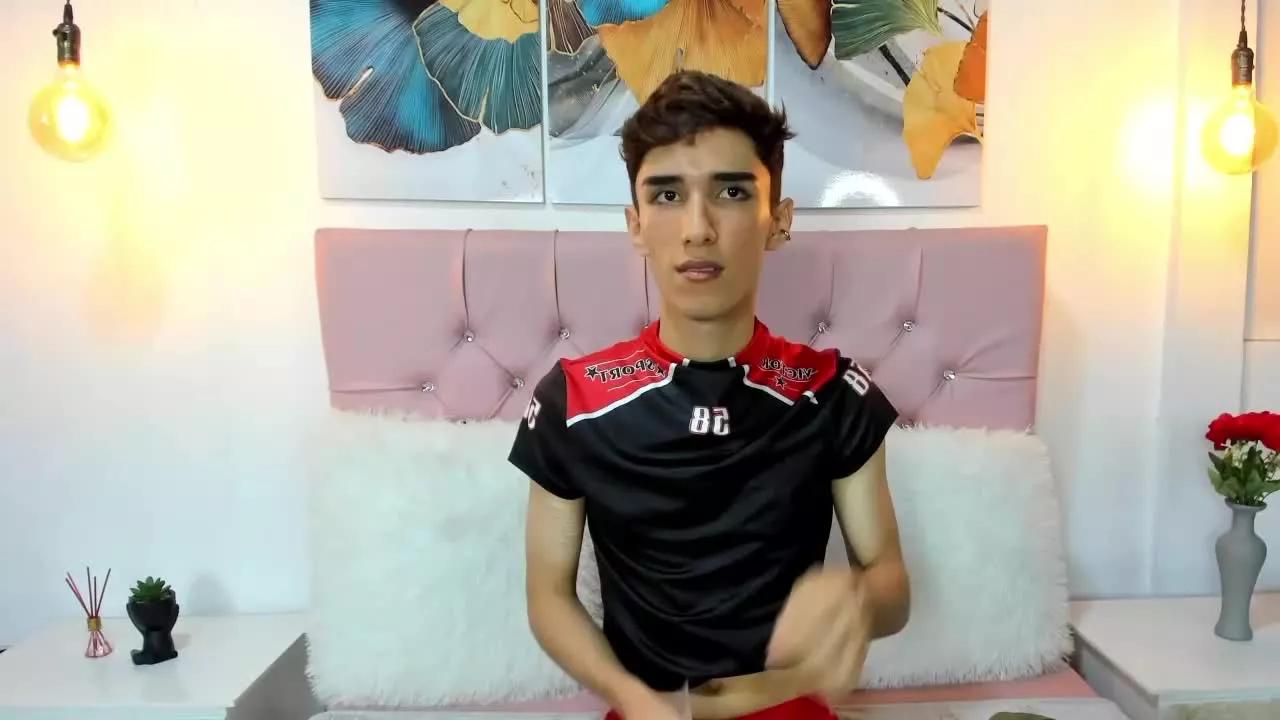 OstinRivera on Streamray 