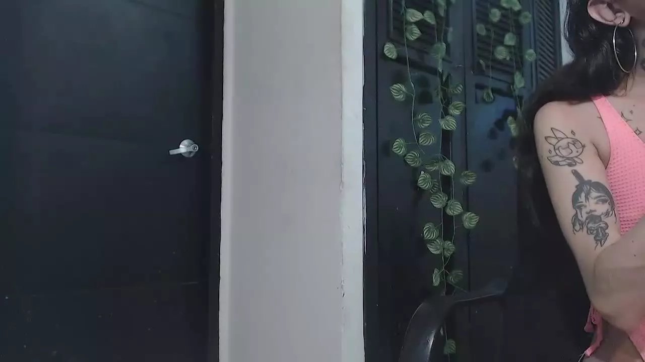 Offline ravendlc1 on Streamray