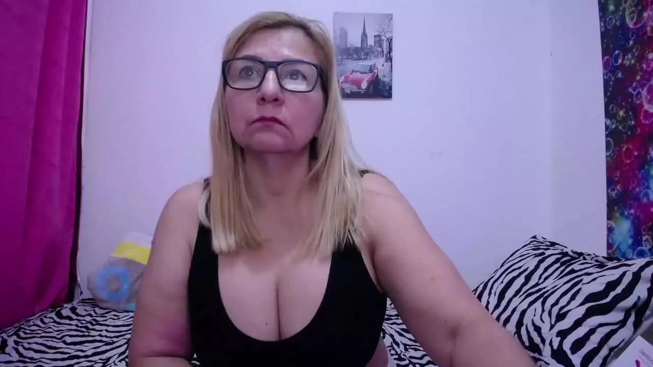 razzisweet on Streamray 