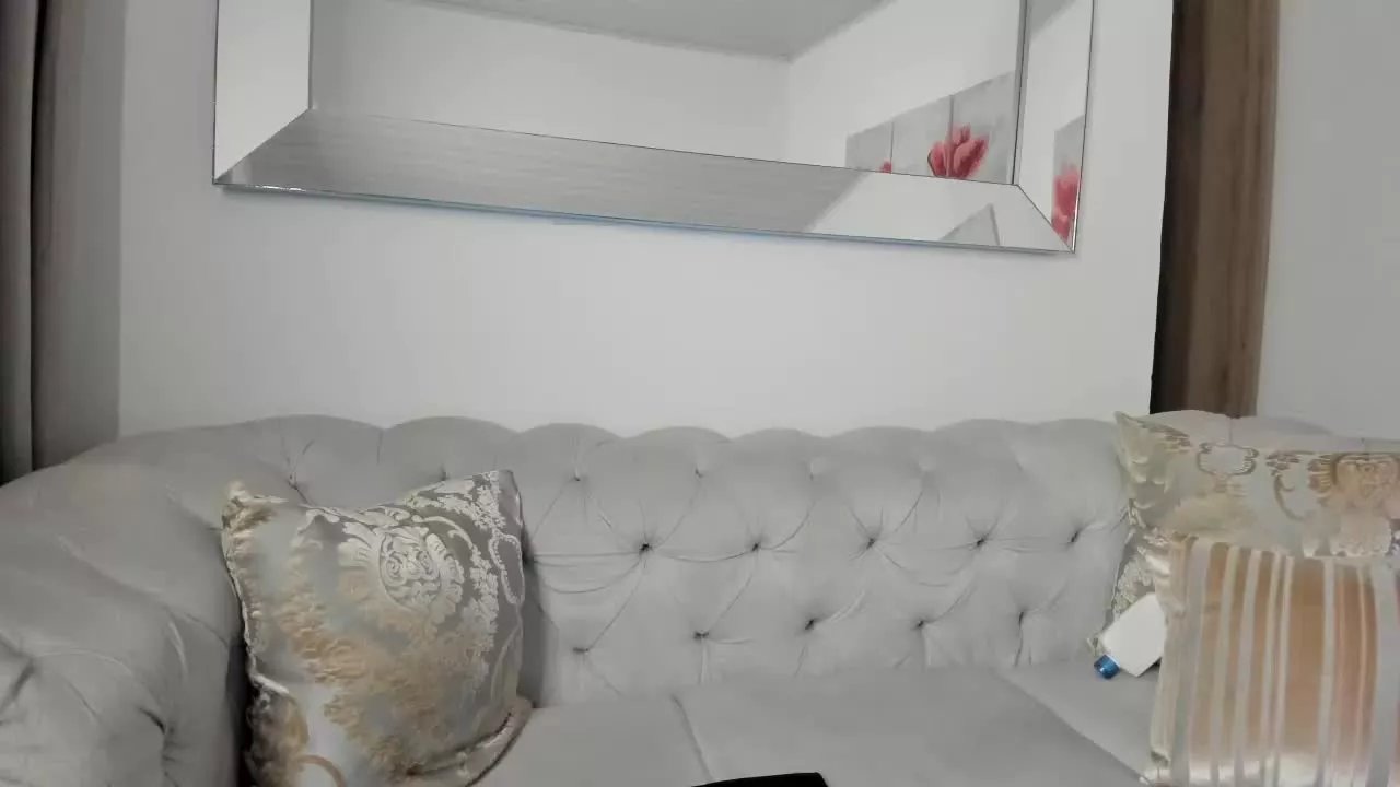 Offline Ruby_clark on Streamray