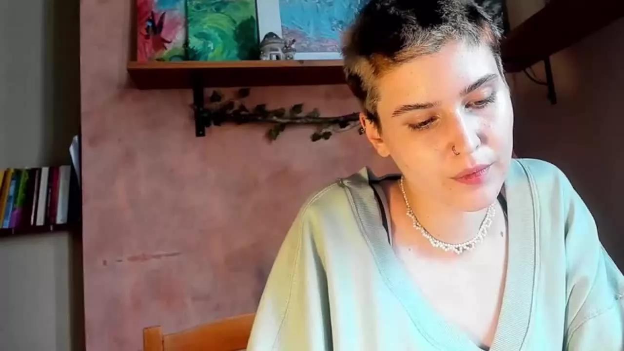 sarahPASSION on Streamray 