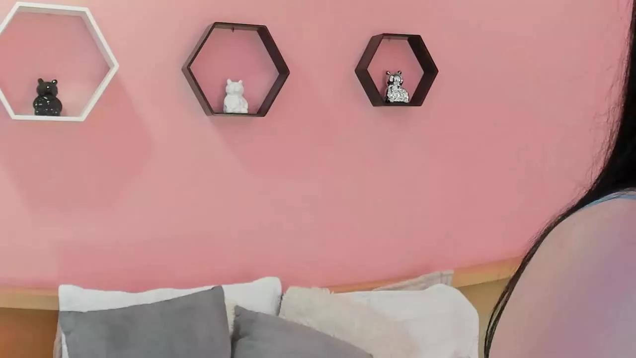 ShirleyMorelli on Streamray 