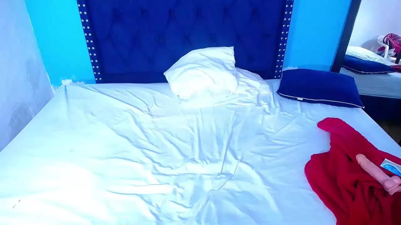 slutty_redhead on Streamray 
