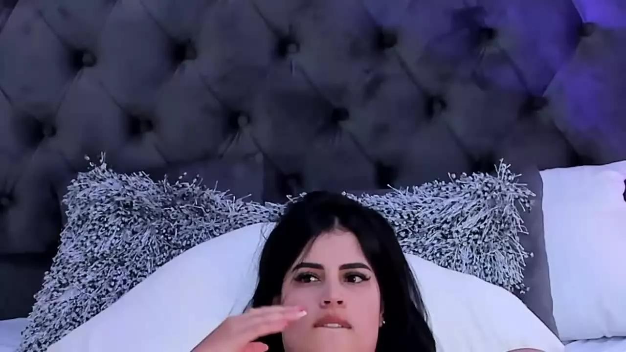 sofiadaviees on Streamray 