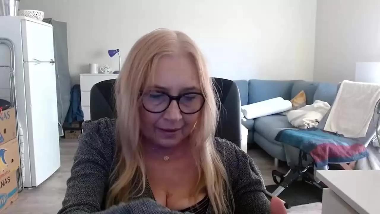 SofiaTease on Streamray 