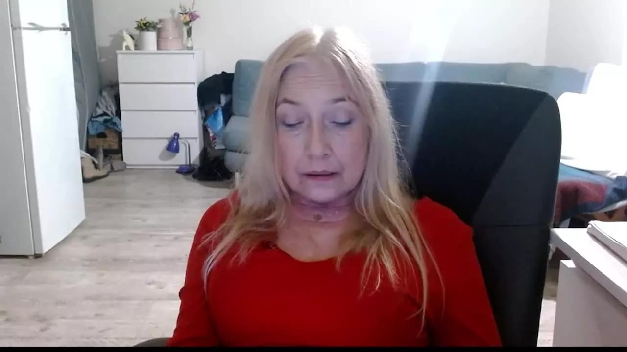 SofiaTease on Streamray 