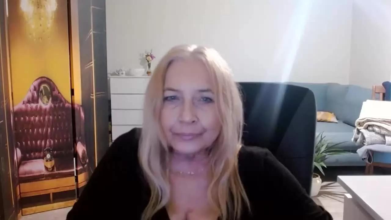 SofiaTease on Streamray 