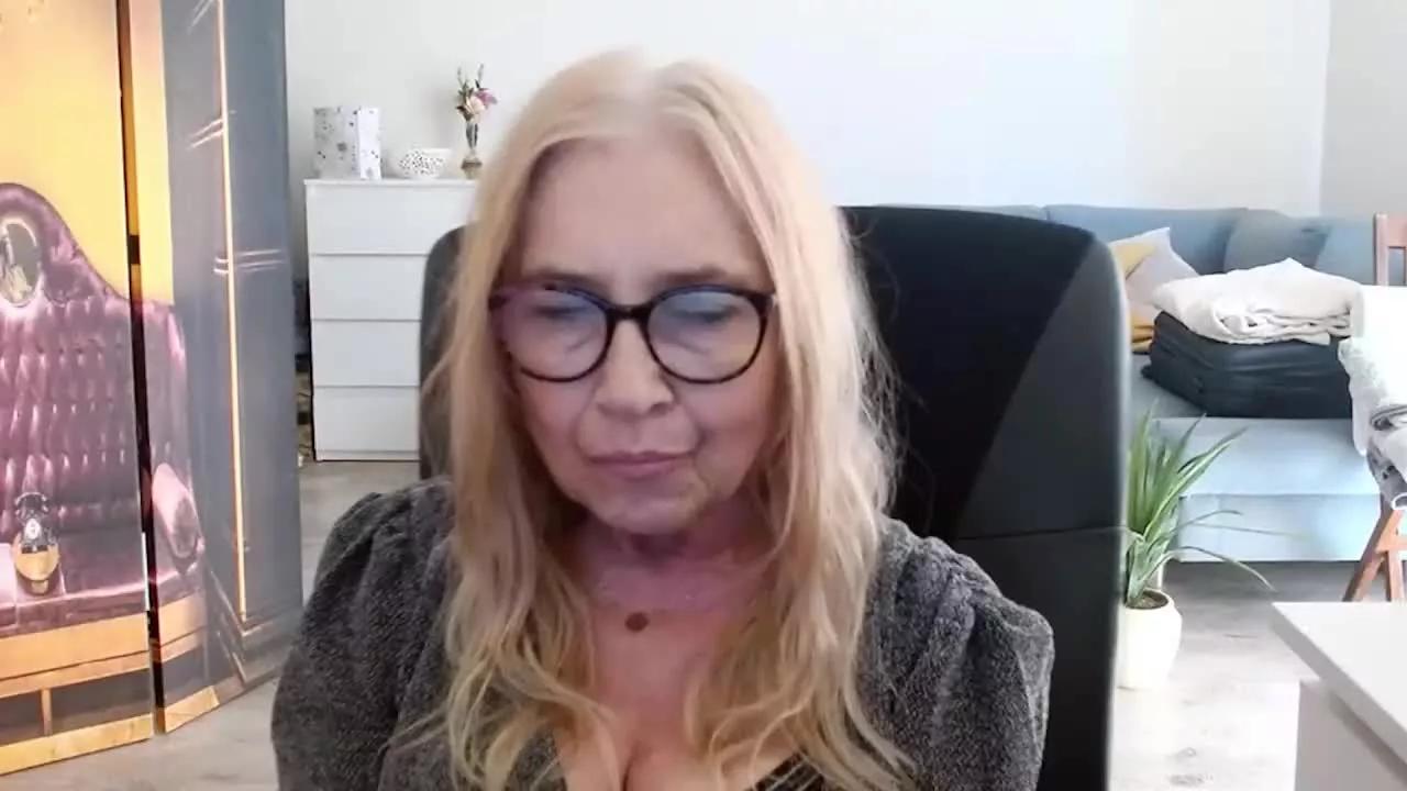 SofiaTease on Streamray 