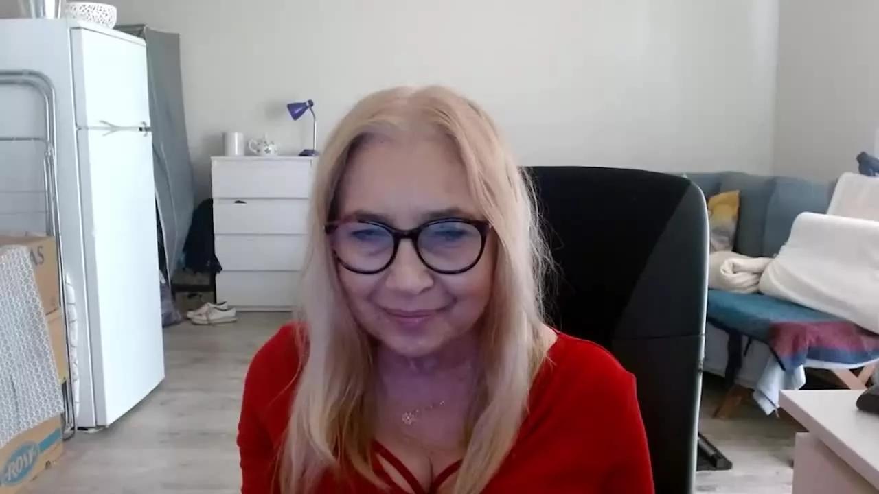 SofiaTease on Streamray 