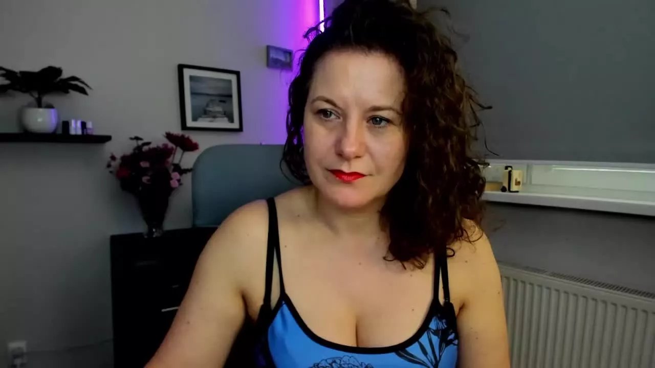 Offline TeaseOlivia on Streamray