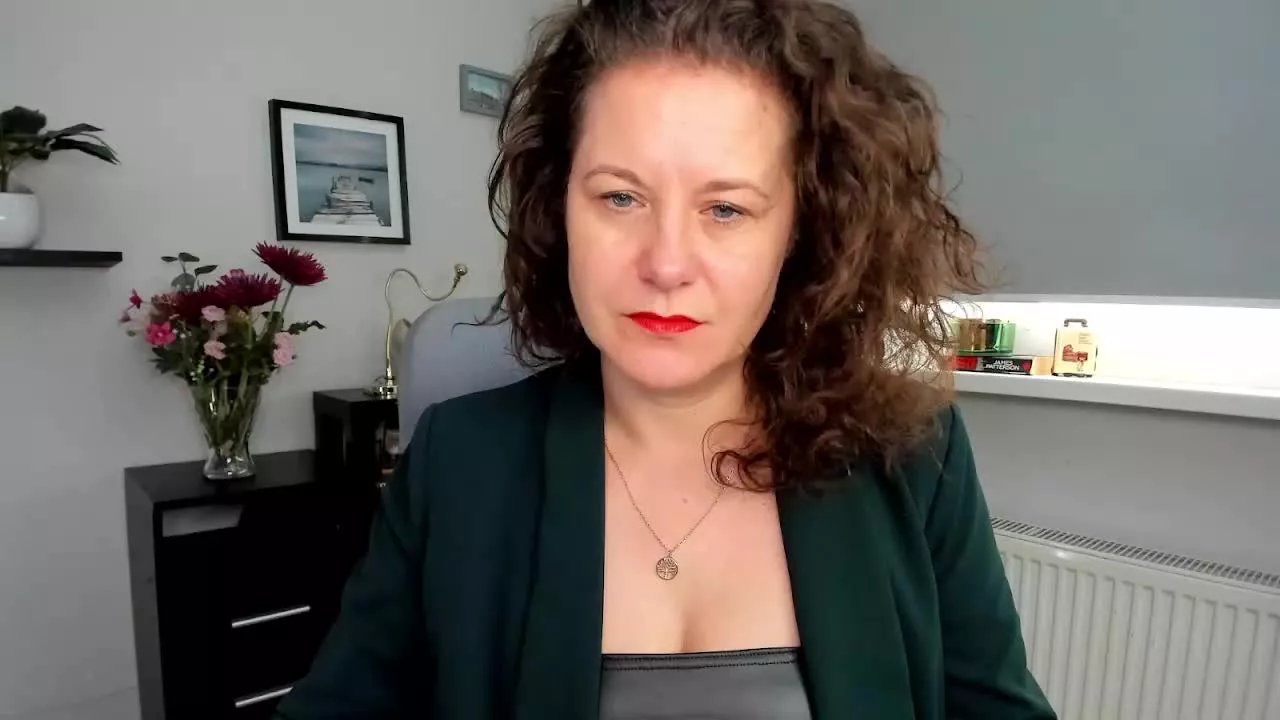 Offline TeaseOlivia on Streamray