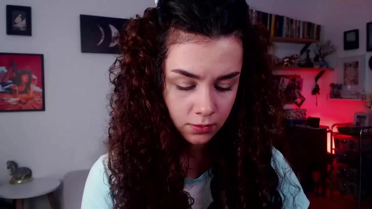 TinnyFoxxy on Streamray 