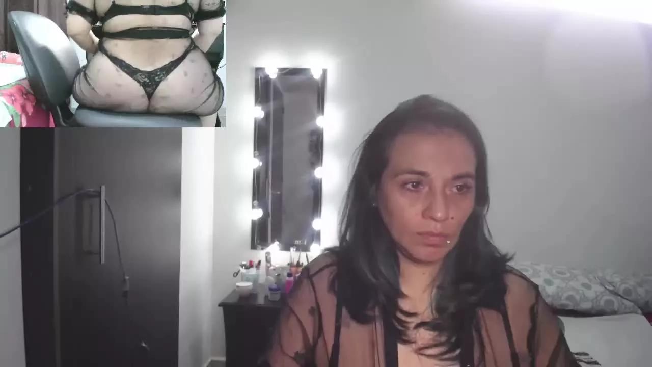 zoe_hot on Streamray 