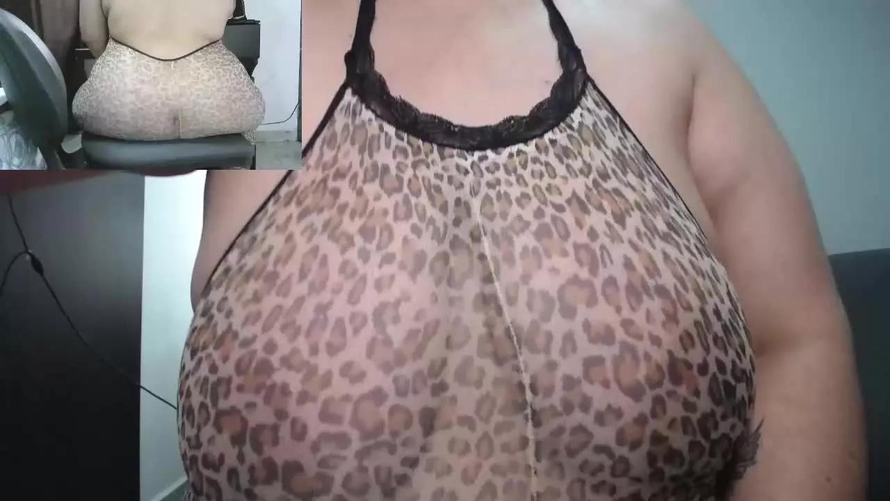 zoe_hot on Streamray 