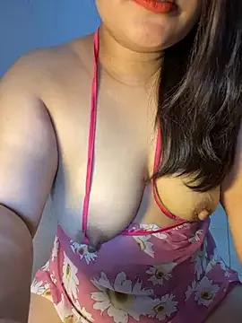 --Lyly-- on StripChat 