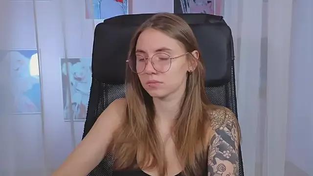 _AnnaStark_ on StripChat 