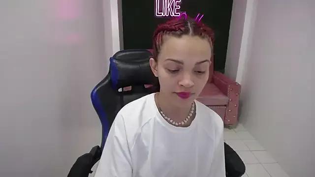ailen_t on StripChat 