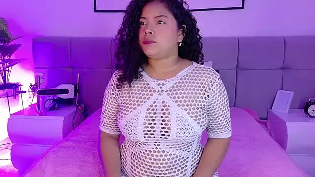 Alanaa_Gomez on StripChat 